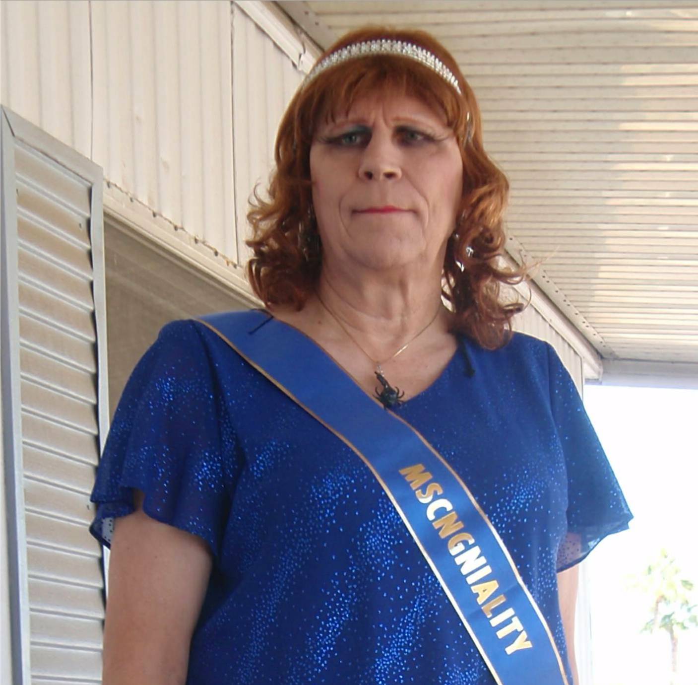 cropped; Size=240 pixels wide
